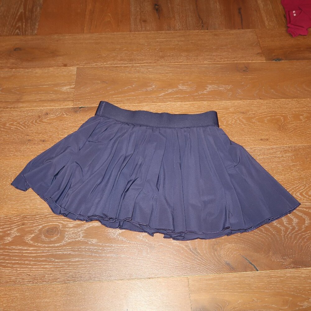 Aritzia TNA Skirt - Picture 2 of 4
